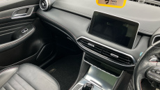 MG Hs 1.5 T-GDI Exclusive 5dr DCT Petrol Hatchback